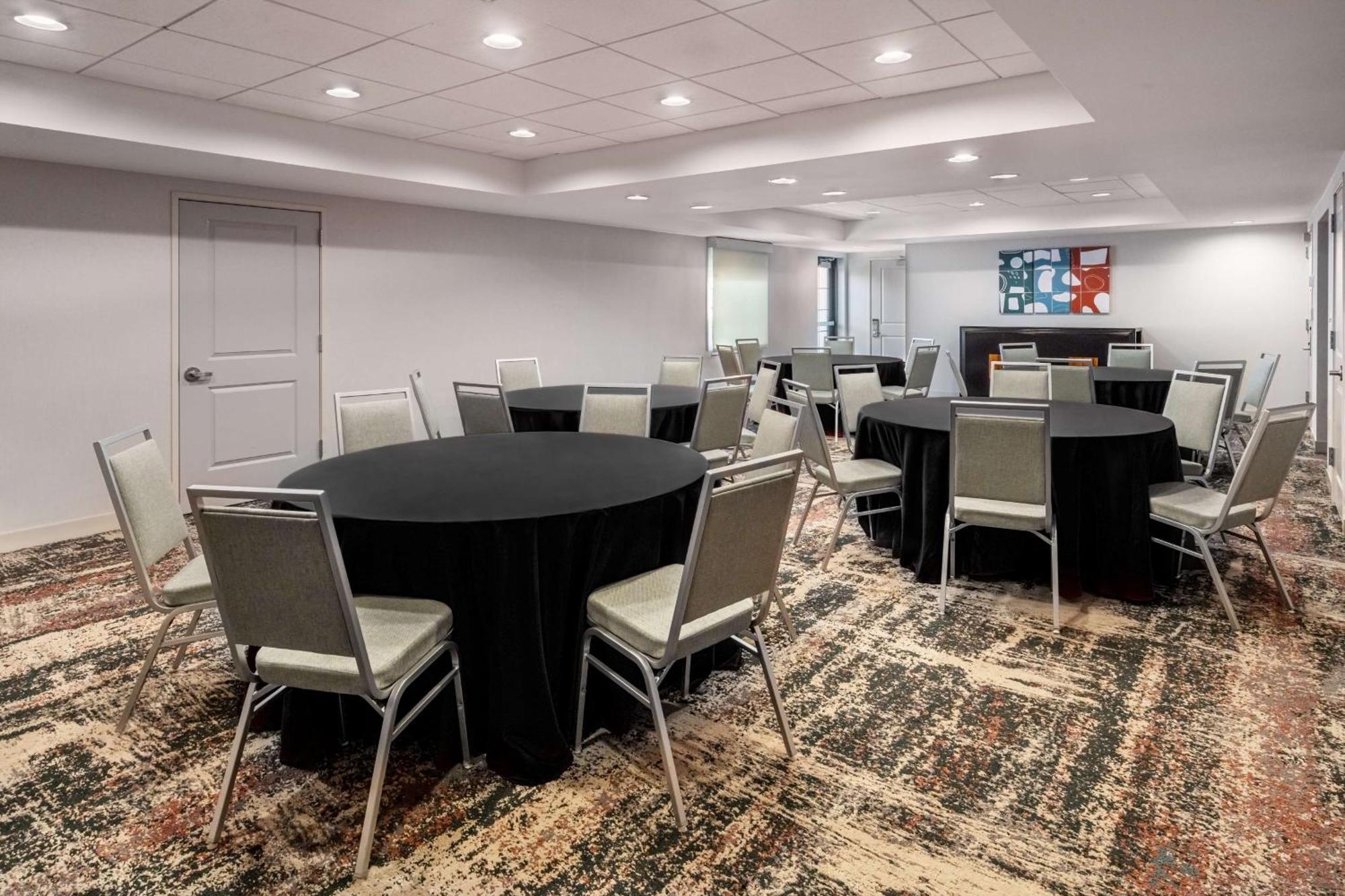 Homewood Suites By Hilton איטונטאון מראה חיצוני תמונה
