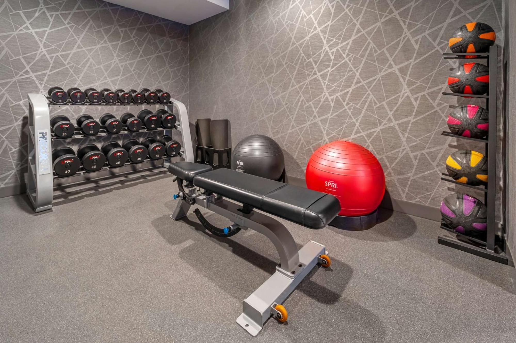 Homewood Suites By Hilton איטונטאון מראה חיצוני תמונה