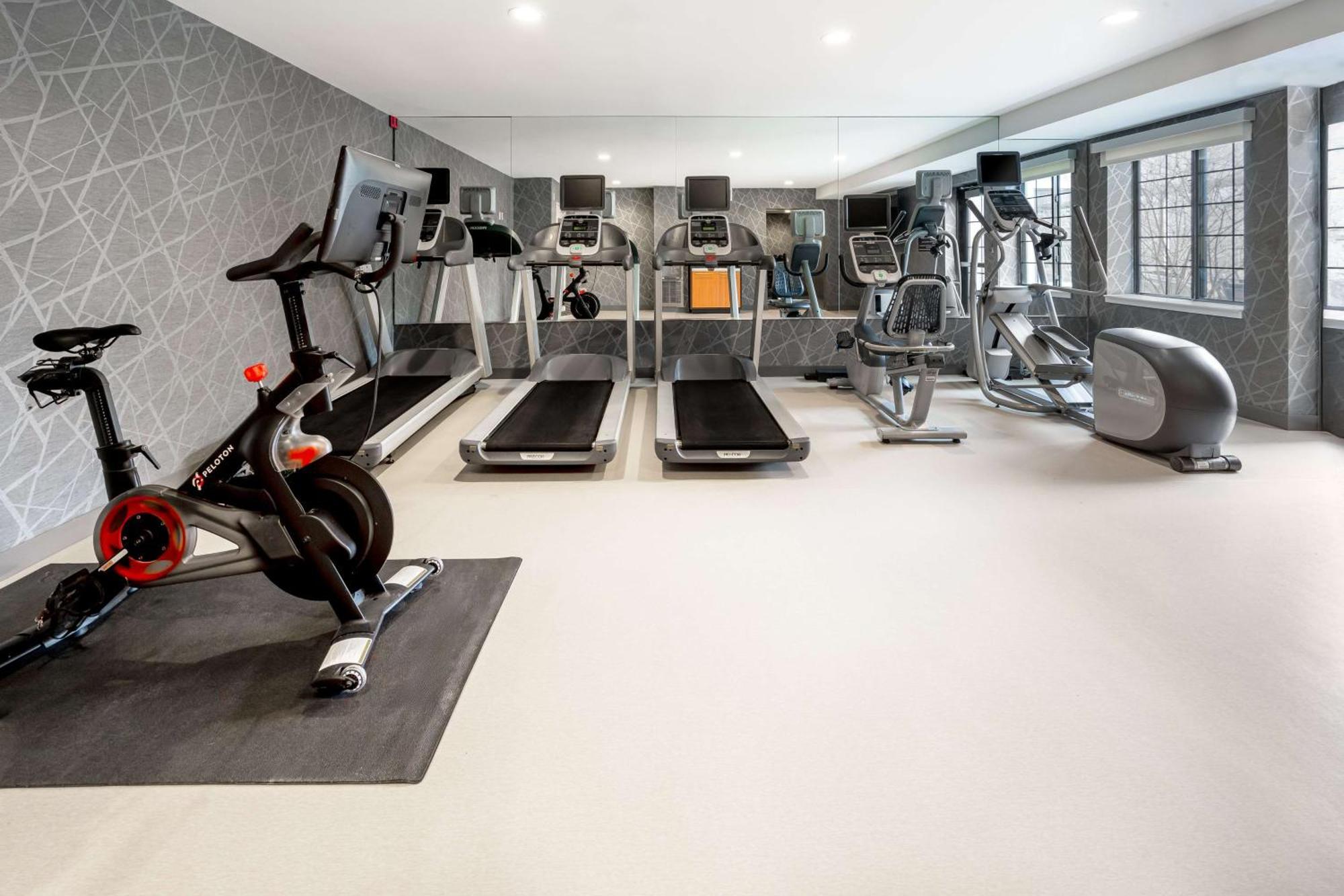 Homewood Suites By Hilton איטונטאון מראה חיצוני תמונה
